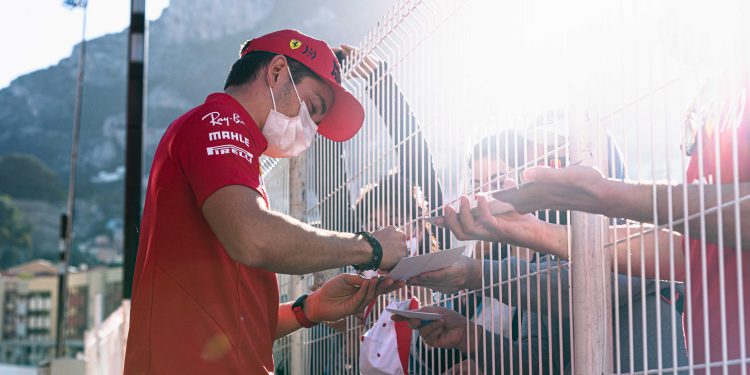 Leclerc procura primeiros pontos no Mónaco após sequência de azares nas ruas do principado