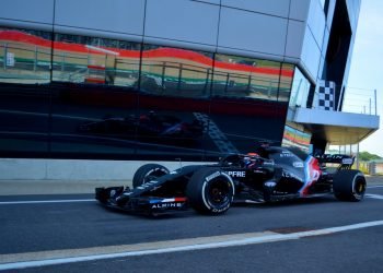Lundgaard acumulou mais de 100 voltas no teste com o R.S.18 da Alpine em Silverstone