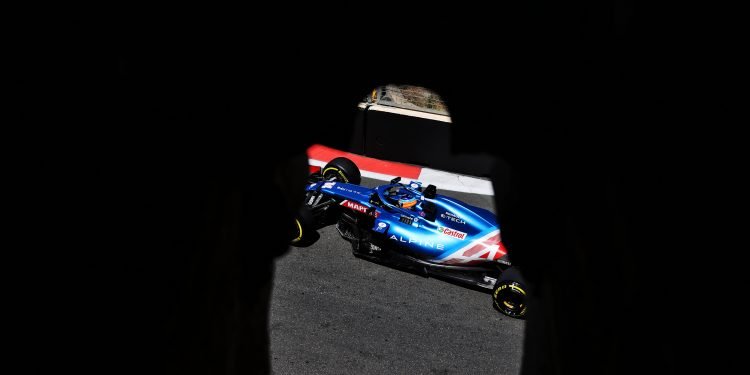 Alonso diz que ainda há potencial para extrair do Alpine após terminar o dia em sexto