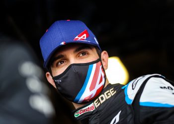 OFICIAL: Ocon prolonga contrato com a Alpine até ao final de 2024