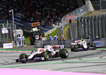 Mazepin receberá novo chassis após queixas sobre um carro “muito pesado”