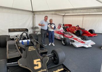 Zak Brown também entrará em pista no Grande Prémio da Grã-Bretanha