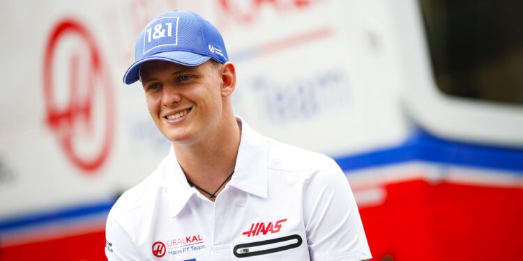 Schumacher: Estreia com um Fórmula 1 em Spa “é um momento muito especial para mim e para a minha família”