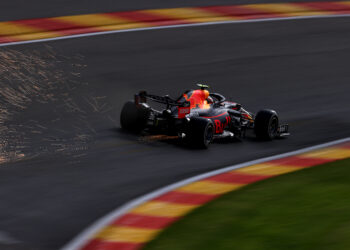 Red Bull esperará pela definição do calendário antes de decidir onde cumprirá as penalizações na grelha