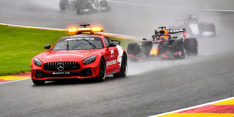 Brawn: Atribuição de metade dos pontos “não é o ideal” mas recompensa “bravura” dos pilotos na qualificação