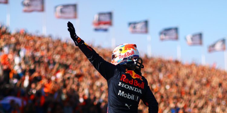 Verstappen revela que não sabia que o seu DRS tinha falhado durante a sua volta rápida