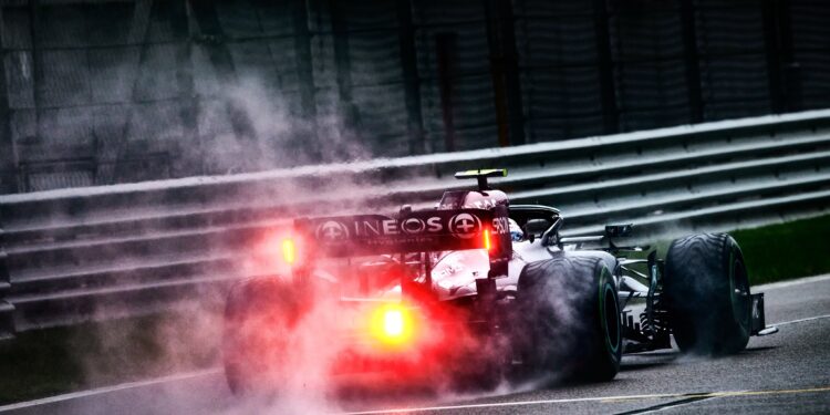 Nova troca de motor atira Bottas para o 17º lugar na grelha em Sochi
