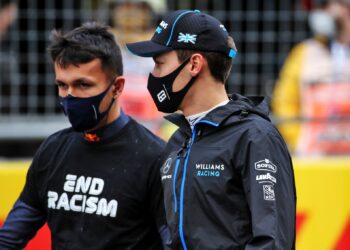 F1 2022: Albon e de Vries à espera da decisão da Mercedes, revolução à vista na Alfa Romeo