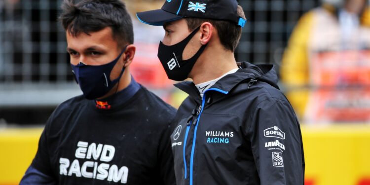 F1 2022: Albon e de Vries à espera da decisão da Mercedes, revolução à vista na Alfa Romeo