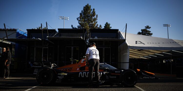 Hulkenberg regressa às pistas para testar um IndyCar da McLaren