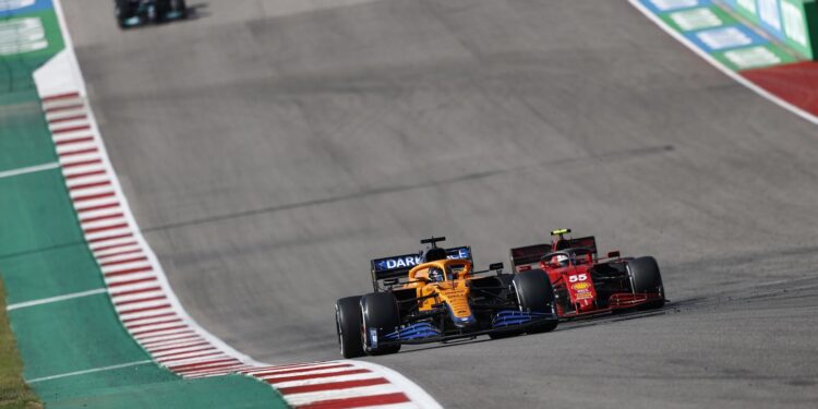 Ricciardo “muito, muito satisfeito” com o terceiro top 5 em quatro corridas