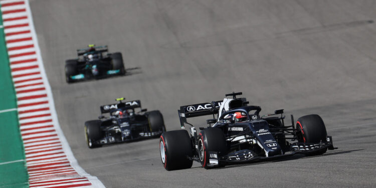 Tsunoda tira partido da estratégia alternativa para regressar aos pontos “muito tempo” depois