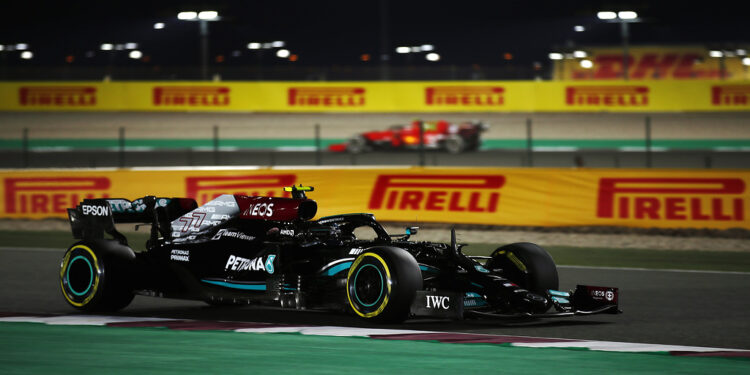 Bottas sublinha afinação “perto do ideal” e Hamilton fala em dia complicado em Losail
