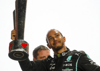 Wolff e o desempenho de Hamilton: “Eles acordaram o leão”