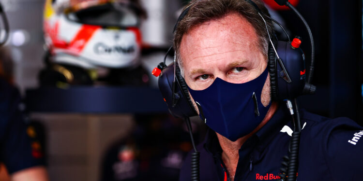 Horner chamado aos comissários desportivos após a corrida