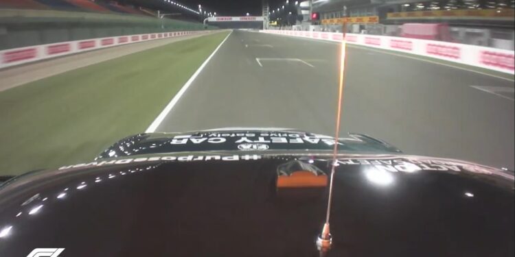 VÍDEO: Onboard com o Safety Car da Fórmula 1 no Circuito Internacional de Losail