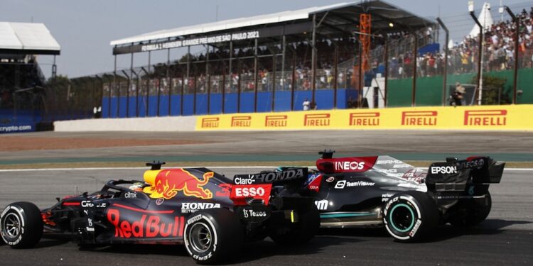 FIA adia para sexta-feira a decisão sobre o pedido de revisão da Mercedes