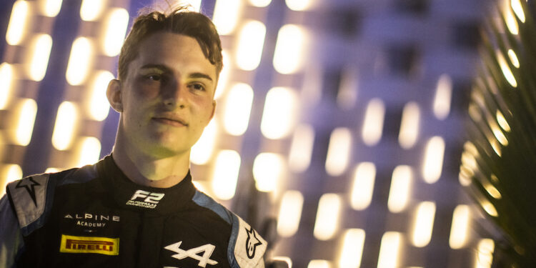 Piastri estará ao volante do carro de 2021 da Alpine no teste de jovens pilotos em Abu Dhabi