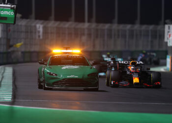 Horner diz que a Fórmula 1 “sentiu a falta de Charlie Whiting” em Jeddah