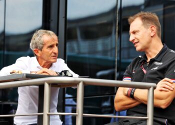 Prost explica saída da Alpine: “O Laurent Rossi quer todos os holofotes”