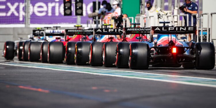 Fórmula 1 removeu a regra que obrigava o top 10 a arrancar com os pneus do Q2