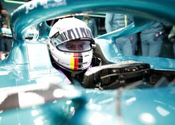 Sebastian Vettel recusa-se a correr na Rússia em 2022