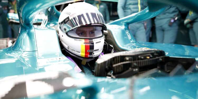 Sebastian Vettel recusa-se a correr na Rússia em 2022