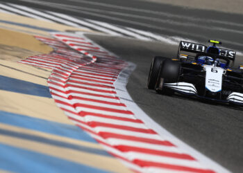 Williams divulga data de apresentação do carro de Latifi e Albon para 2022