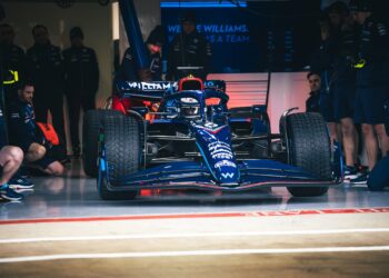 Williams estreou o FW44 de 2022 em Silverstone