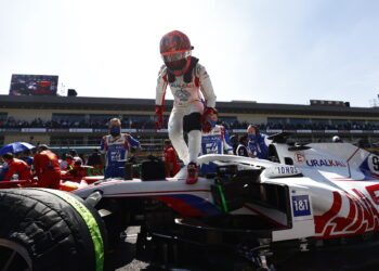 OFICIAL: Mazepin é dispensado pela Haas antes do início da temporada de 2022