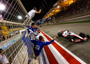 Magnussen e o quinto lugar no Bahrain: “Nem consigo acreditar”