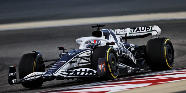 Gasly coloca a AlphaTauri na frente no primeiro dia do teste do Bahrain