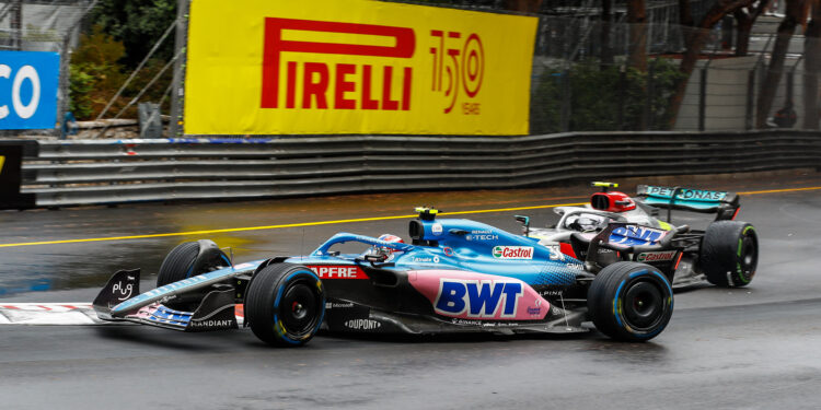 Ocon e a colisão com Hamilton: “Os comissários disseram-me que eu não teria sido penalizado no ano passado”