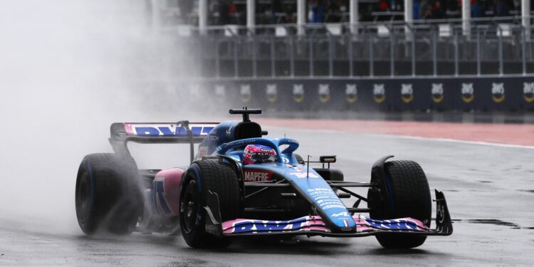 Alonso lidera terceira sessão à chuva em Montreal