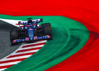Szafnauer nega que a Alpine esteja a falhar com Alonso: “O carro tem ritmo”