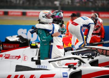 Vettel gostaria que fosse Schumacher a substituí-lo na Aston Martin