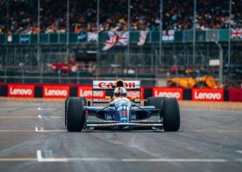 Vettel sobre a demonstração com o FW14B: “Foi como viajar no tempo”