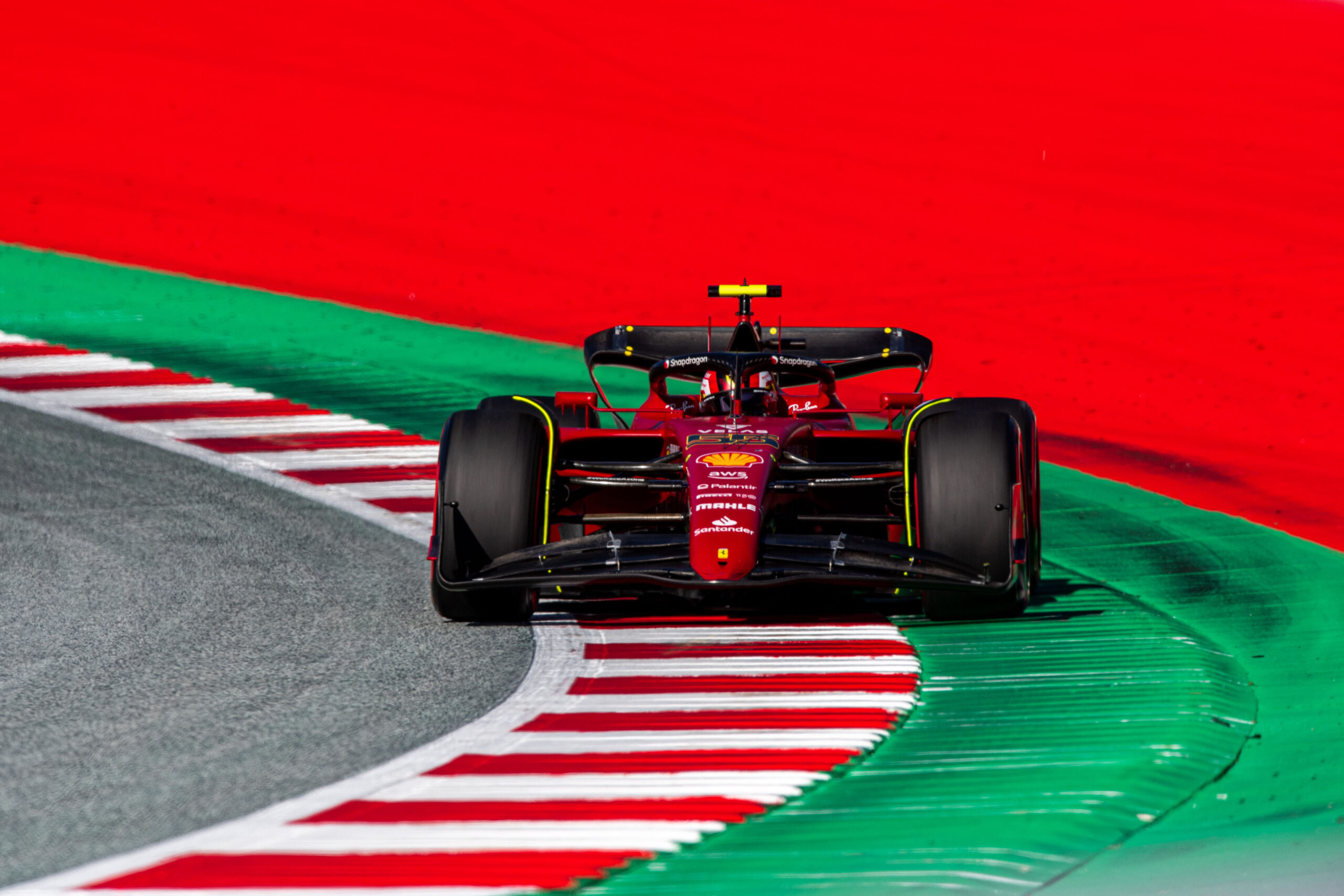 Sainz lidera a segunda e última sessão de treinos livres no Red Bull Ring