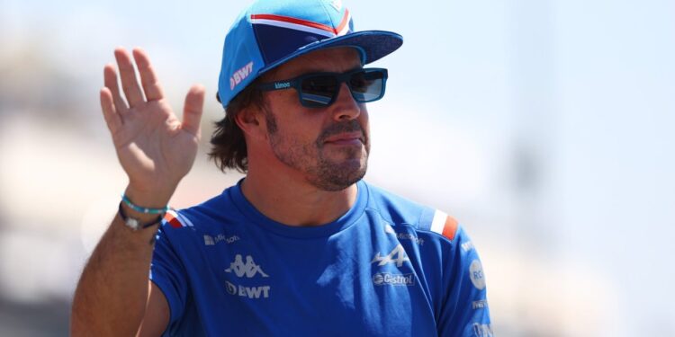 Assinar um novo contrato com a Alpine continua a ser a prioridade de Alonso