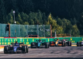 Albon: “Foi uma das minhas melhores corridas na Fórmula 1”