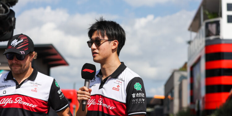 Zhou continuará a ser piloto da Alfa Romeo em 2023