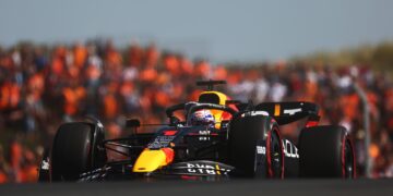 Verstappen conquista décima sétima pole da carreira em Zandvoort