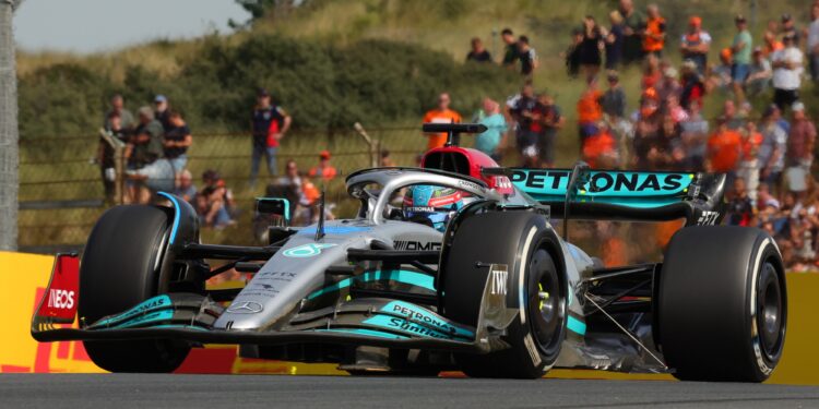 George Russell acredita que terá “um carro mais rápido do que a Ferrari e o Checo” no GP dos Países Baixos