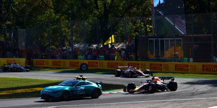 FIA explica a razão pela qual o Grande Prémio de Itália terminou atrás do Safety Car