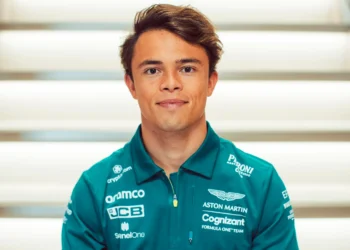 De Vries cumprirá um treino livre com a terceira equipa diferente em 2022