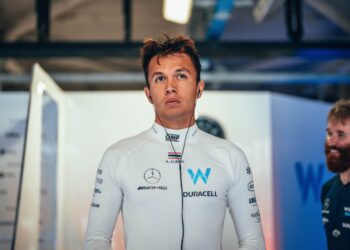 Albon regressa em Singapura: “Não subestimo o desafio que tenho pela frente, mas estou ansioso por entrar em pista”