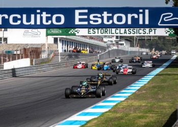 [FOTOS] Fórmula 1 históricos voltaram a competir no Estoril