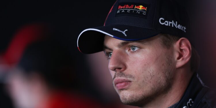 Verstappen diz que o resultado da qualificação “não importa” e presta tributo a Mateschitz
