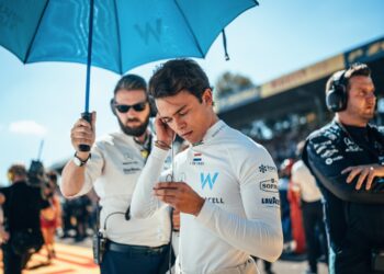 OFICIAL: De Vries substitui Gasly na AlphaTauri em 2023