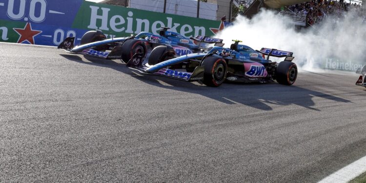 Szafnauer afirma que Alonso e Ocon “desiludiram a equipa” na corrida sprint